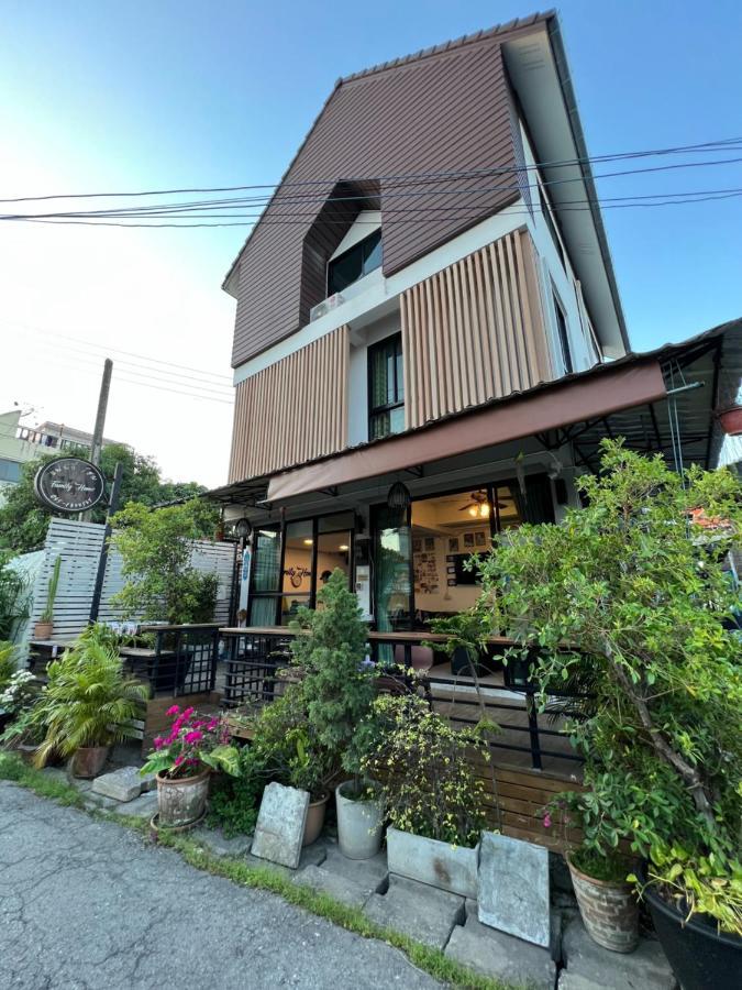 Family Home Chiang Mai Absolute House Εξωτερικό φωτογραφία